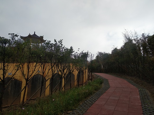1754889065164103.jpg 閉關(guān)洞.jpg